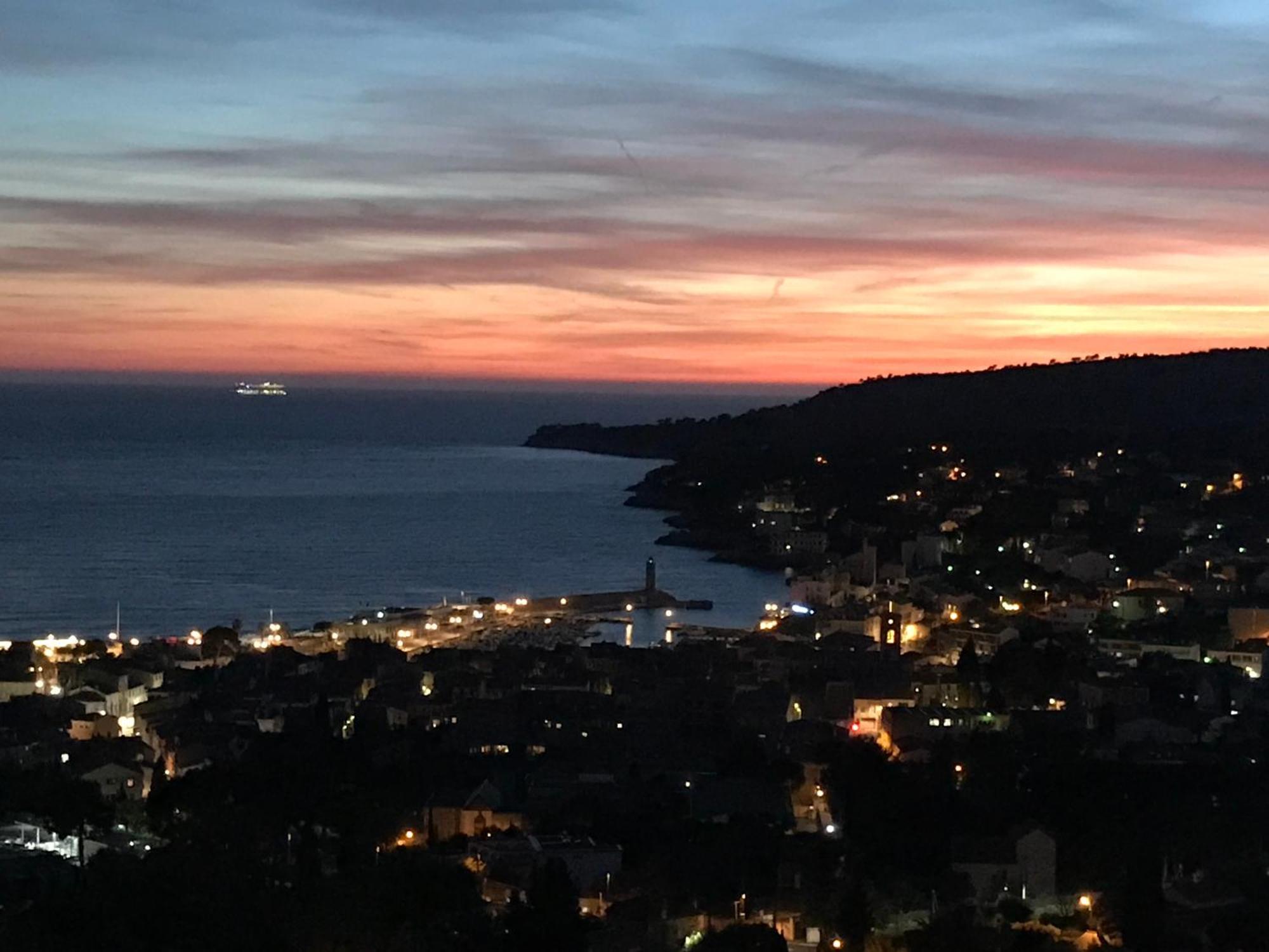 T2 A Cassis Vue Mer De Reve المظهر الخارجي الصورة